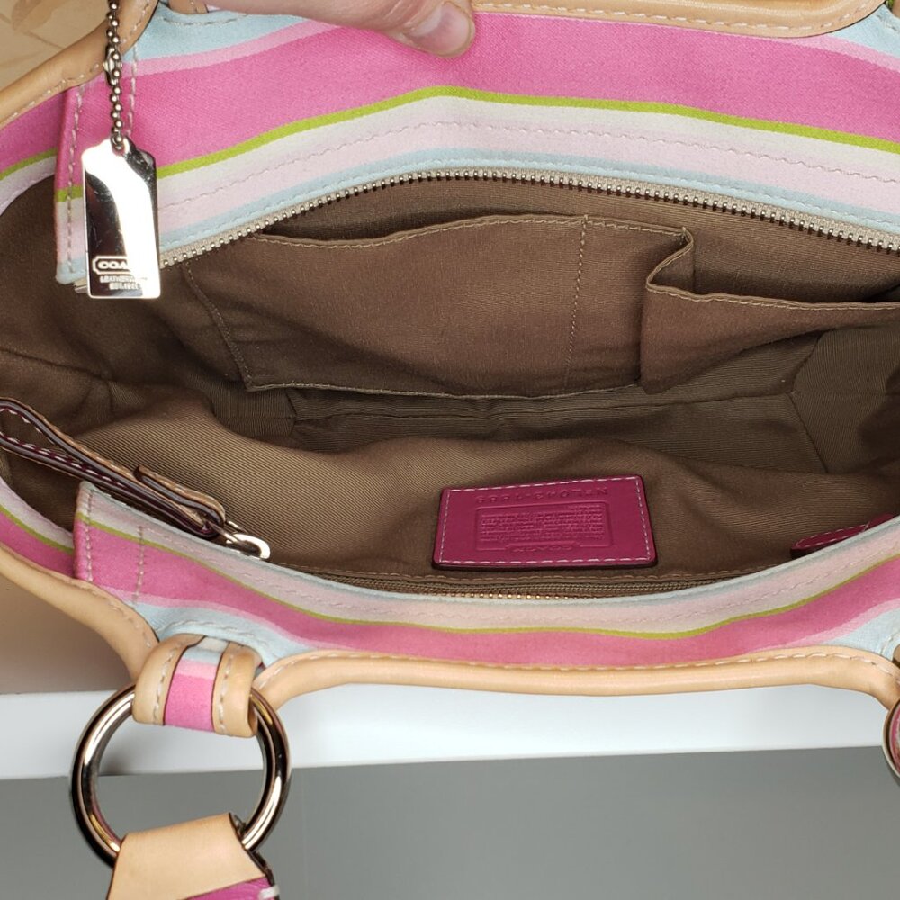 Vintage COACH 1889 Hampton Soho Multi-color Striped Canvas & Leather Buckle Tote - Picture 8 of 13